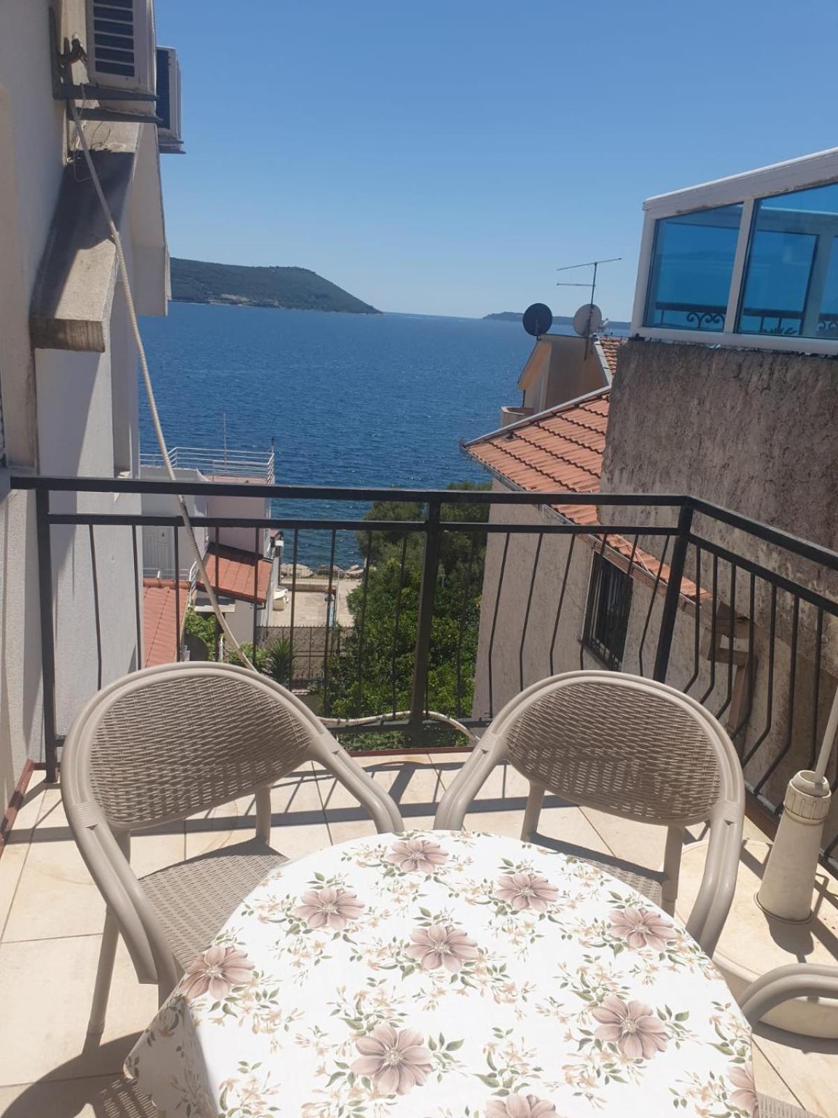 Sea View Apartments Herceg Novi Exterior photo